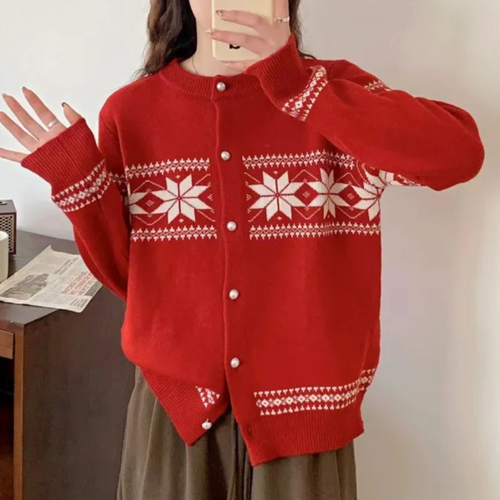 Warm and stylish ELYSE women's cardigan - the perfect choice for the festive season!