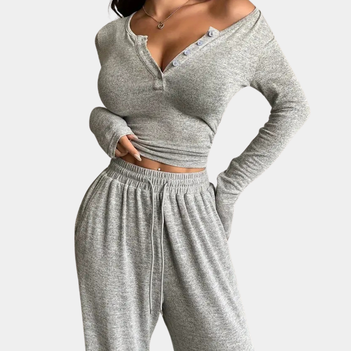 Women's 2-piece set KENDIS - classic elegance in a unique edition!