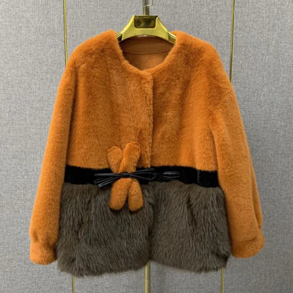 Elegant and comfortable women's jacket for cooler days!