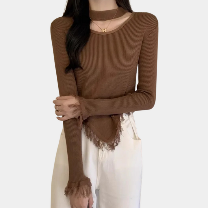 The stylish and comfortable ARYA women's jumper: the perfect choice for any occasion!