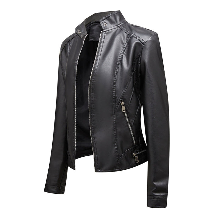 The classic SLAVKA leather jacket: an enduring elegance that will highlight your unique style