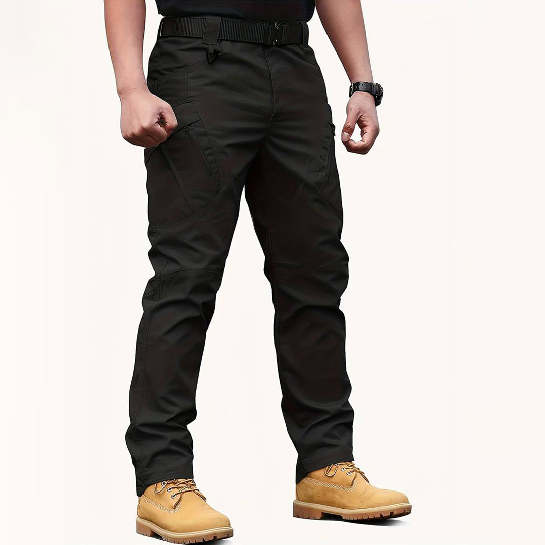 Stylish eco-friendly cargo trousers for the modern man - ELMER