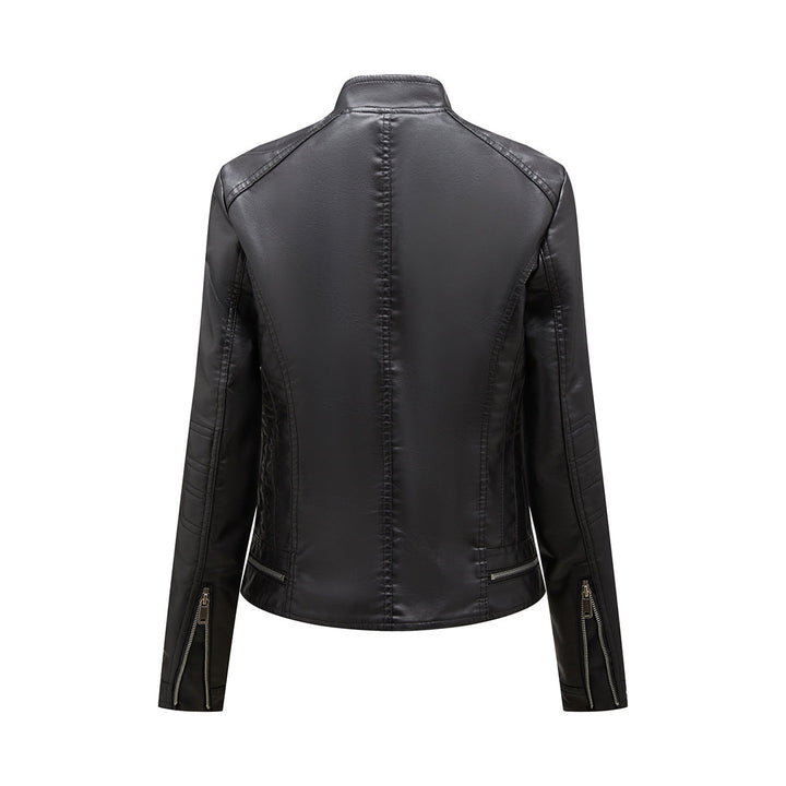 The classic SLAVKA leather jacket: an enduring elegance that will highlight your unique style