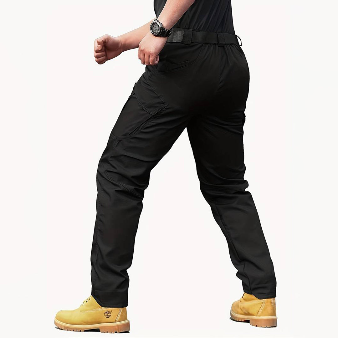 Stylish eco-friendly cargo trousers for the modern man - ELMER
