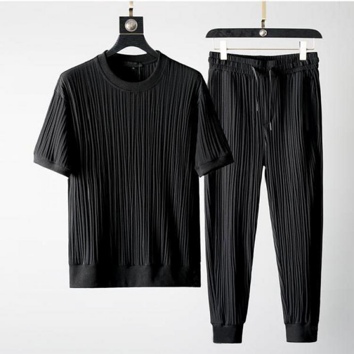 CIRO - Elegant and casual: a chic outfit for men