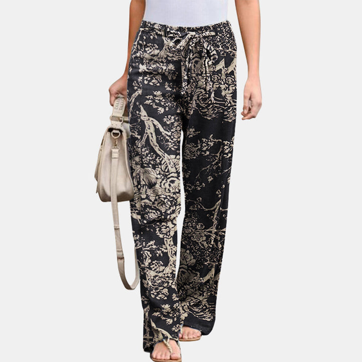 PANNA - Elegant and comfortable casual trousers that will accentuate your style in an instant