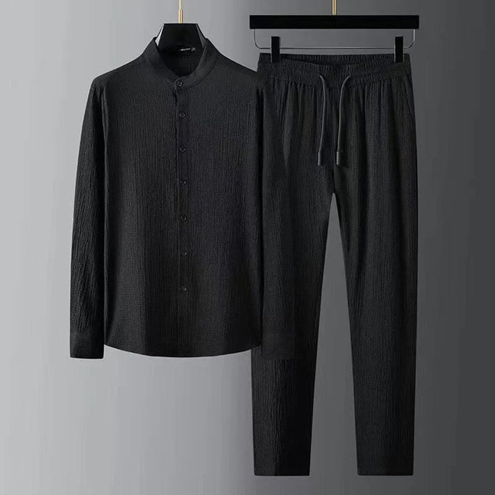 BASTIAN - A sophisticated, stylish men's suit for a high-end elegant look.
