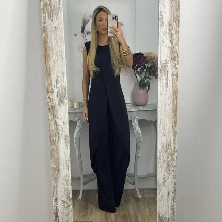 An elegant and stylish outfit for the modern woman - JAMIE