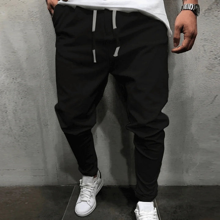 Stylish and comfortable trousers for the modern man - ALOJZ