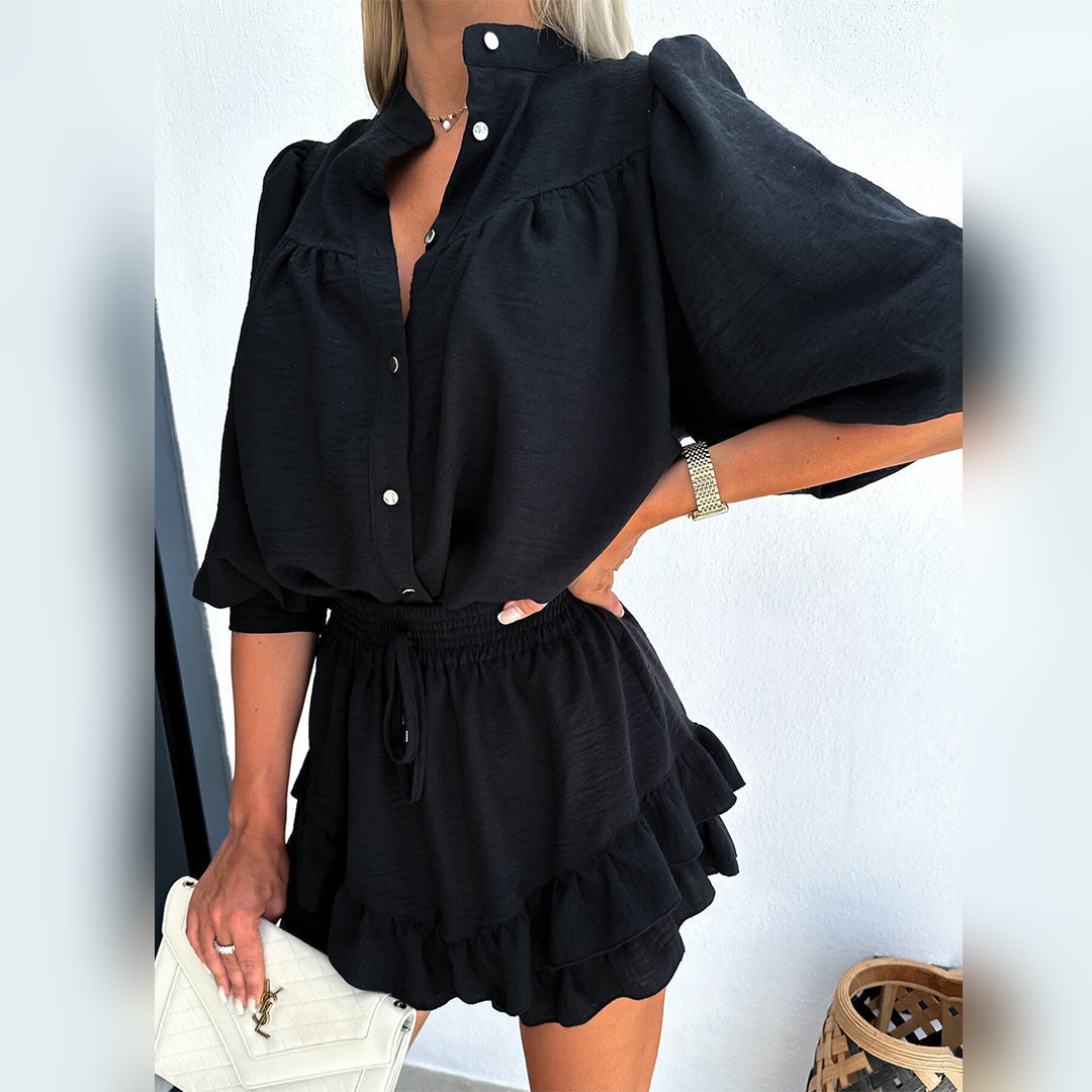 Stylish women's set - Bring elegance to your fashion collection!
