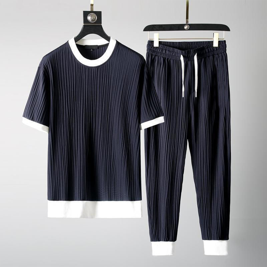 CIRO - Elegant and casual: a chic outfit for men