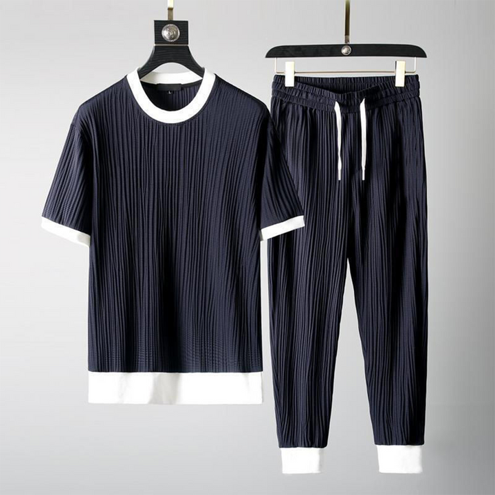 CIRO - Elegant and casual: a chic outfit for men