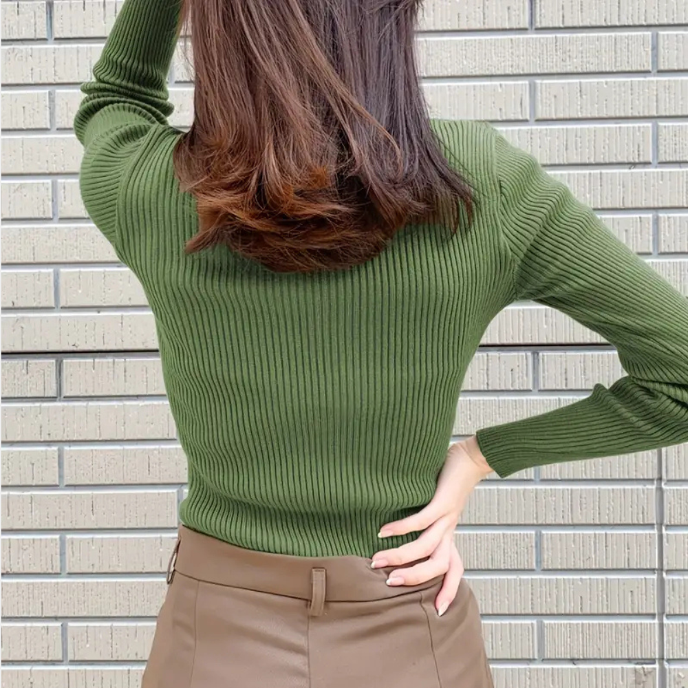 ELLIE sweater dress - the perfect choice for the elegant and sophisticated woman