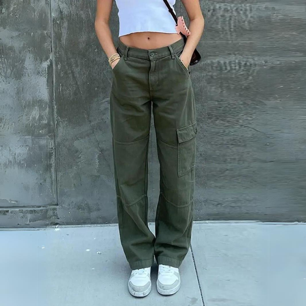 SENJA - Stylish women's cargo for everyday wear