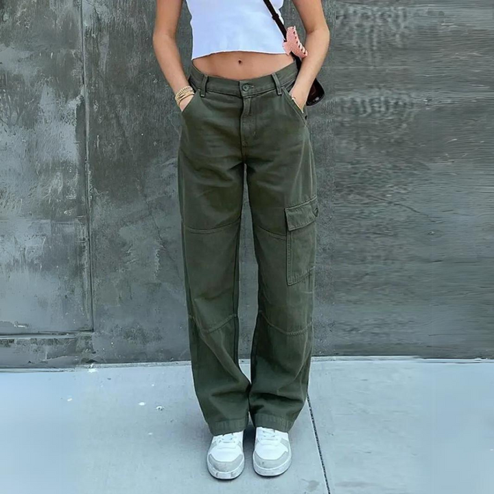SENJA - Stylish women's cargo for everyday wear