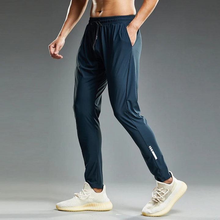 ALVI - Ultra-comfortable running trousers for modern, active men