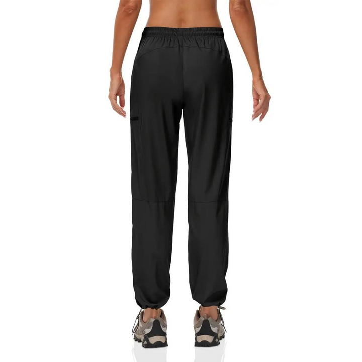 ELISABETH - Elegant women's tracksuit bottoms with fashionable ribbing for a unique style