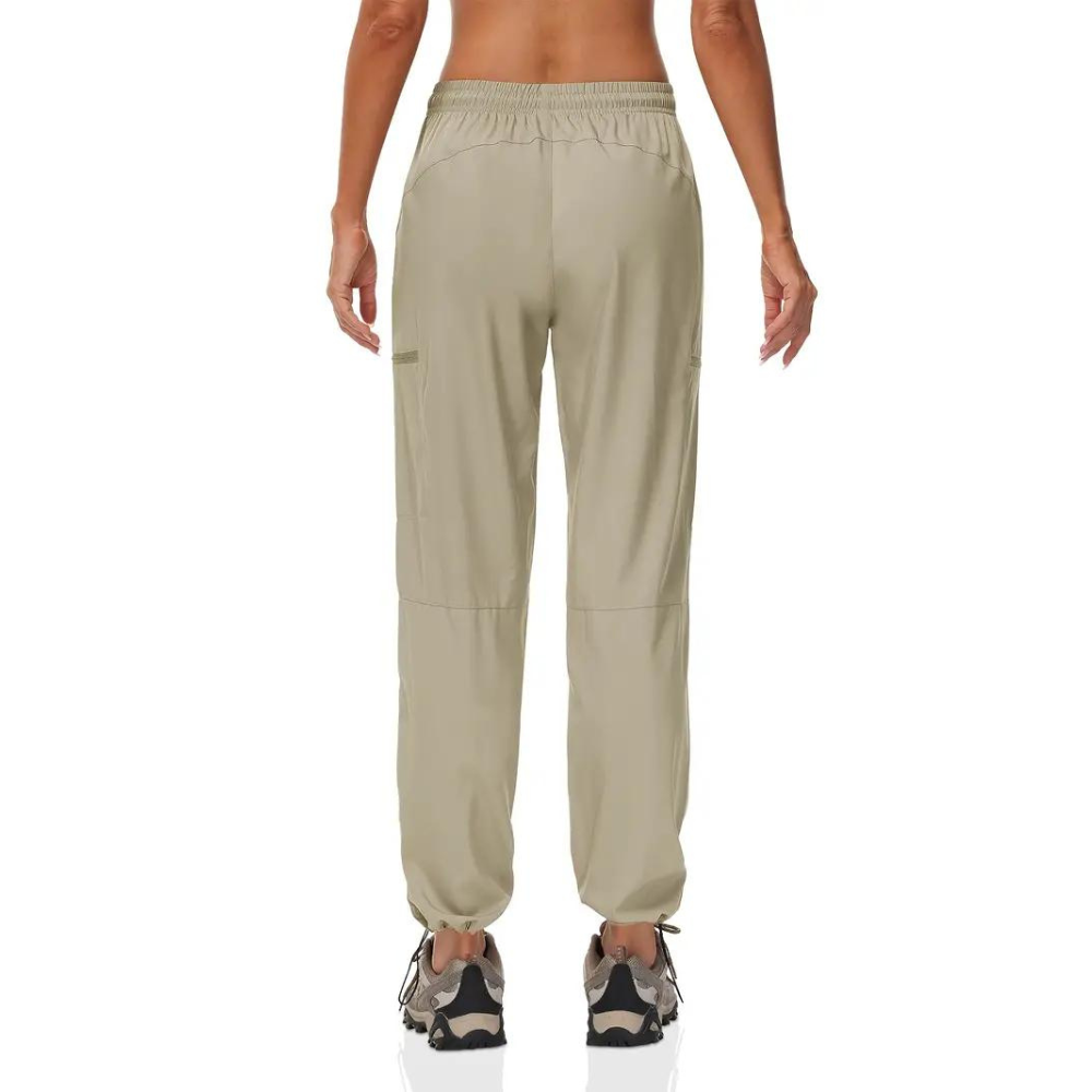 ELISABETH - Elegant women's tracksuit bottoms with fashionable ribbing for a unique style