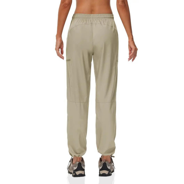 ELISABETH - Elegant women's tracksuit bottoms with fashionable ribbing for a unique style