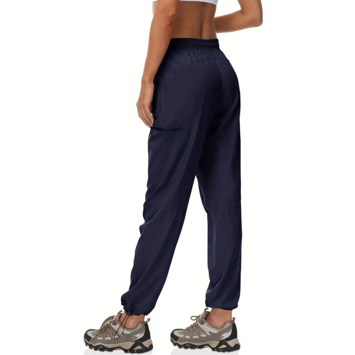 ELISABETH - Elegant women's tracksuit bottoms with fashionable ribbing for a unique style