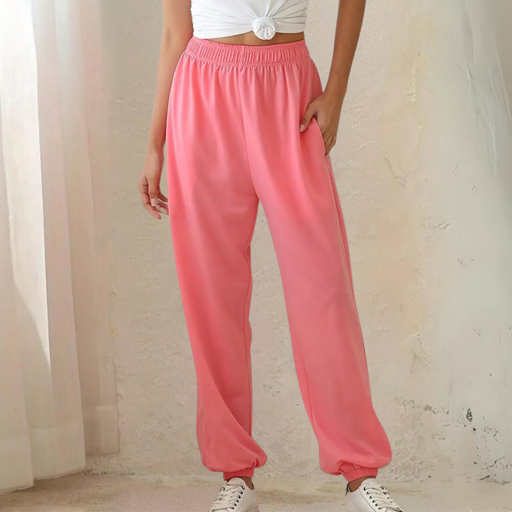 Elegant women's sweatpants ideal for everyday, comfortable styling
