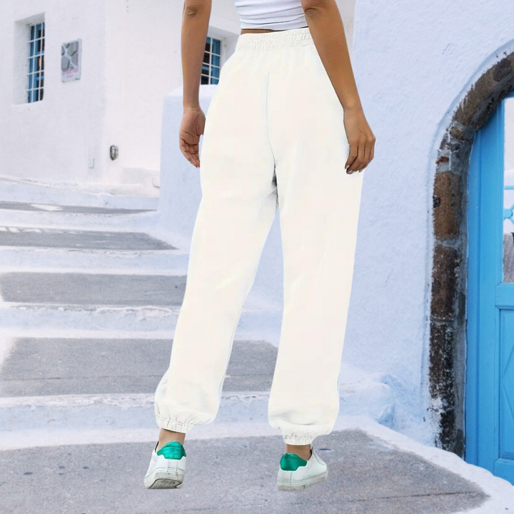 Elegant women's sweatpants ideal for everyday, comfortable styling
