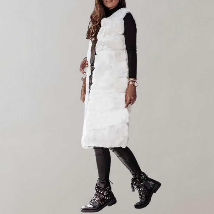 Stylish and elegant women's winter jacket - Haika Collection