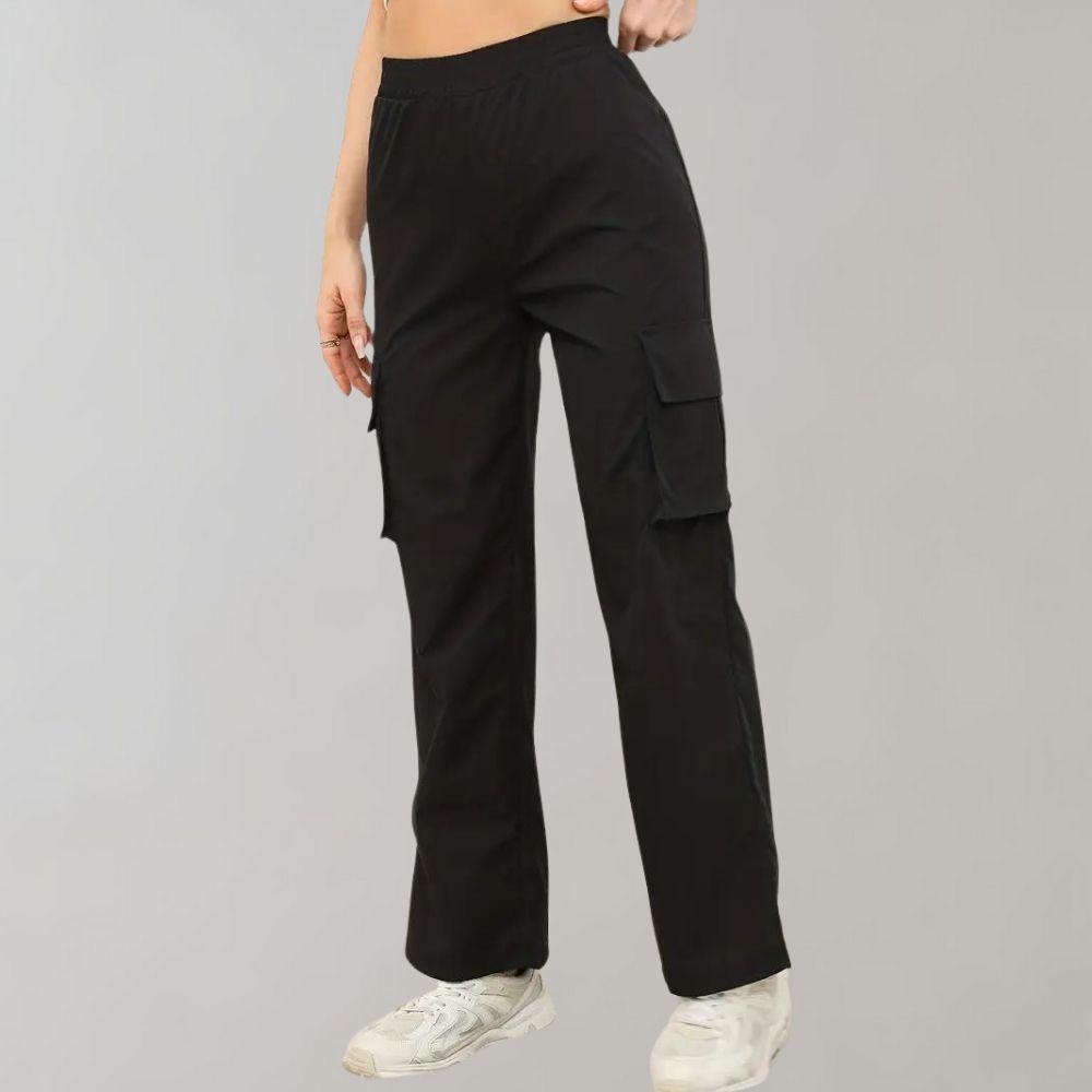 Stylish Marja cargo trousers for women with functional slip pockets