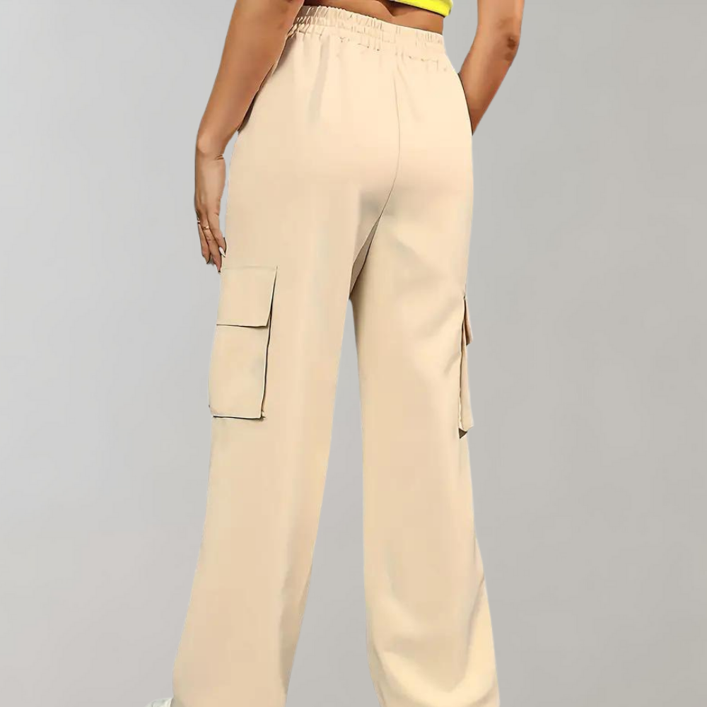 Marjo - Elegant and fashionably tailored cargo trousers for women