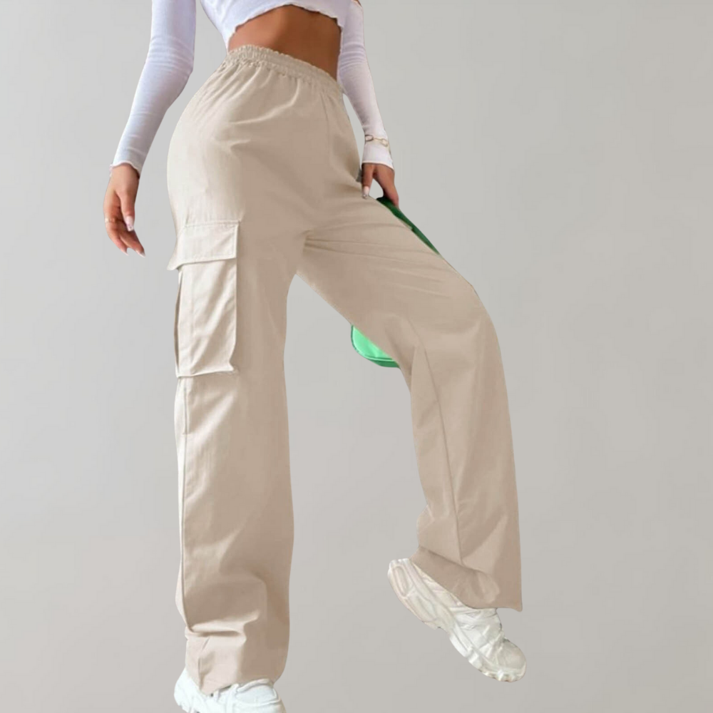 Marjo - Elegant and fashionably tailored cargo trousers for women