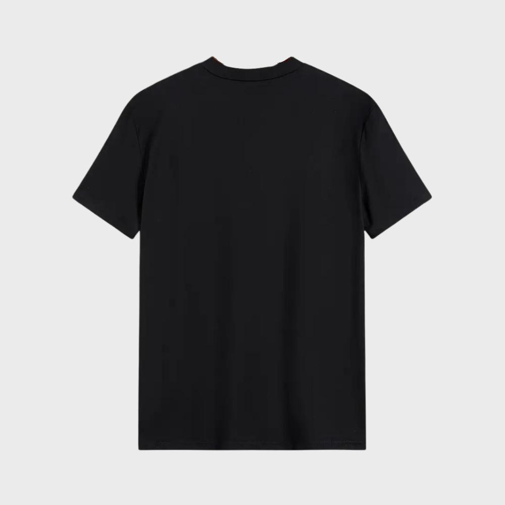 Stylish men's T-shirt with round neckline in a relaxed fit