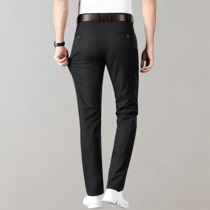 Konrad Slim Chino Trousers - The perfect combination of casual elegance!