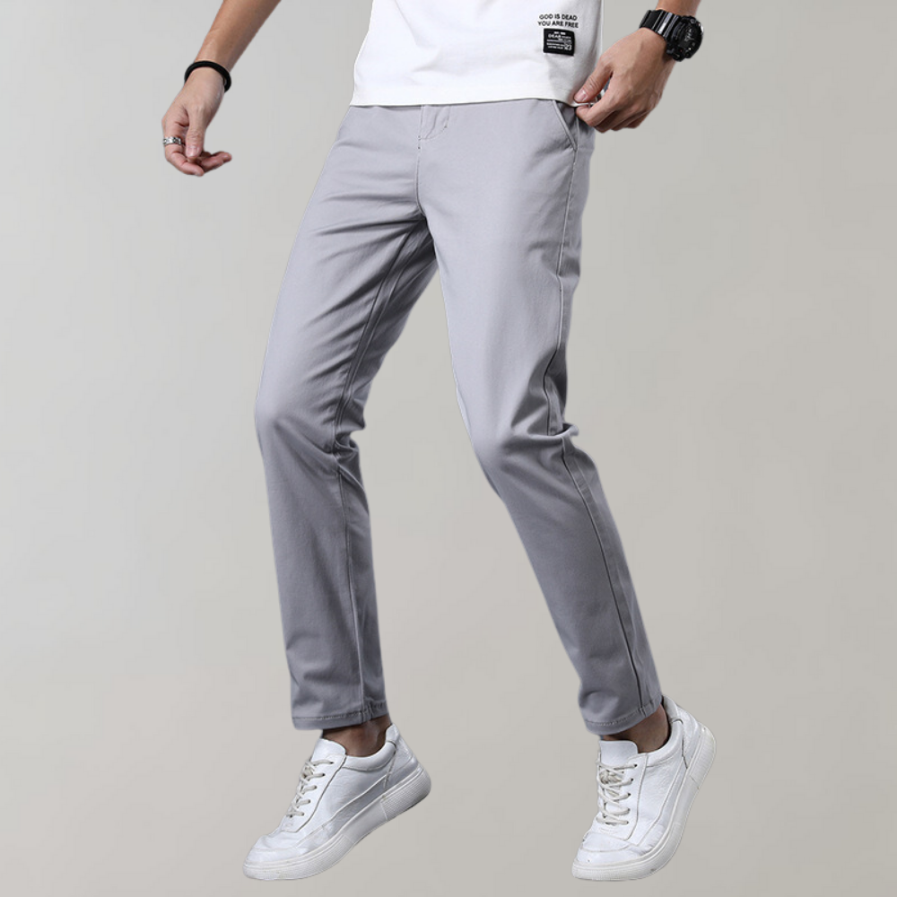Konrad Slim Chino Trousers - The perfect combination of casual elegance!