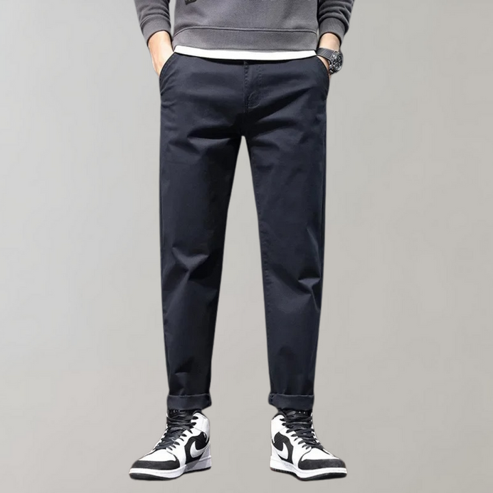 Mads - Stylish and comfortable men's chinos, perfect for any occasion
