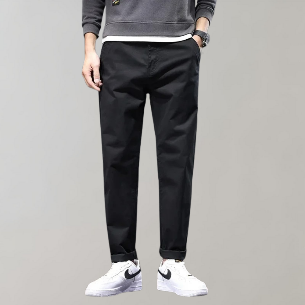 Mads - Stylish and comfortable men's chinos, perfect for any occasion