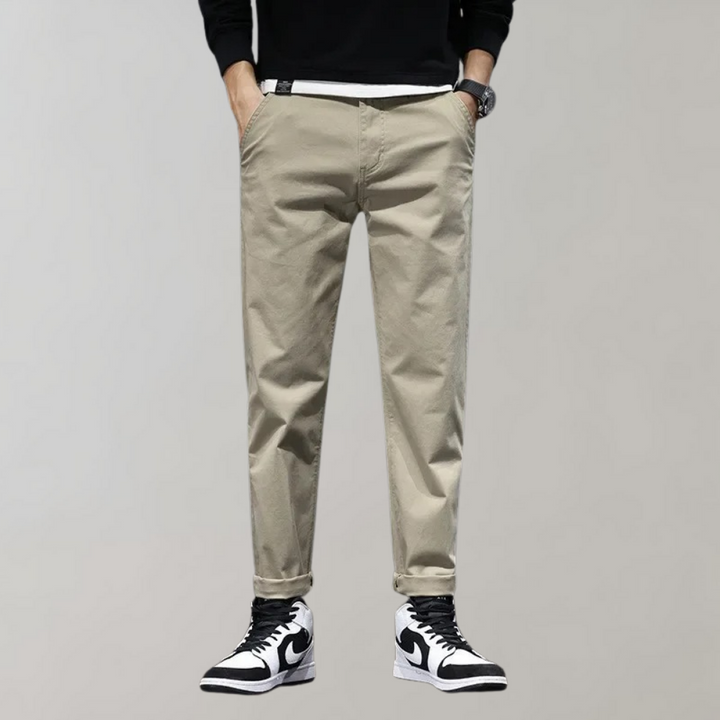 Mads - Stylish and comfortable men's chinos, perfect for any occasion