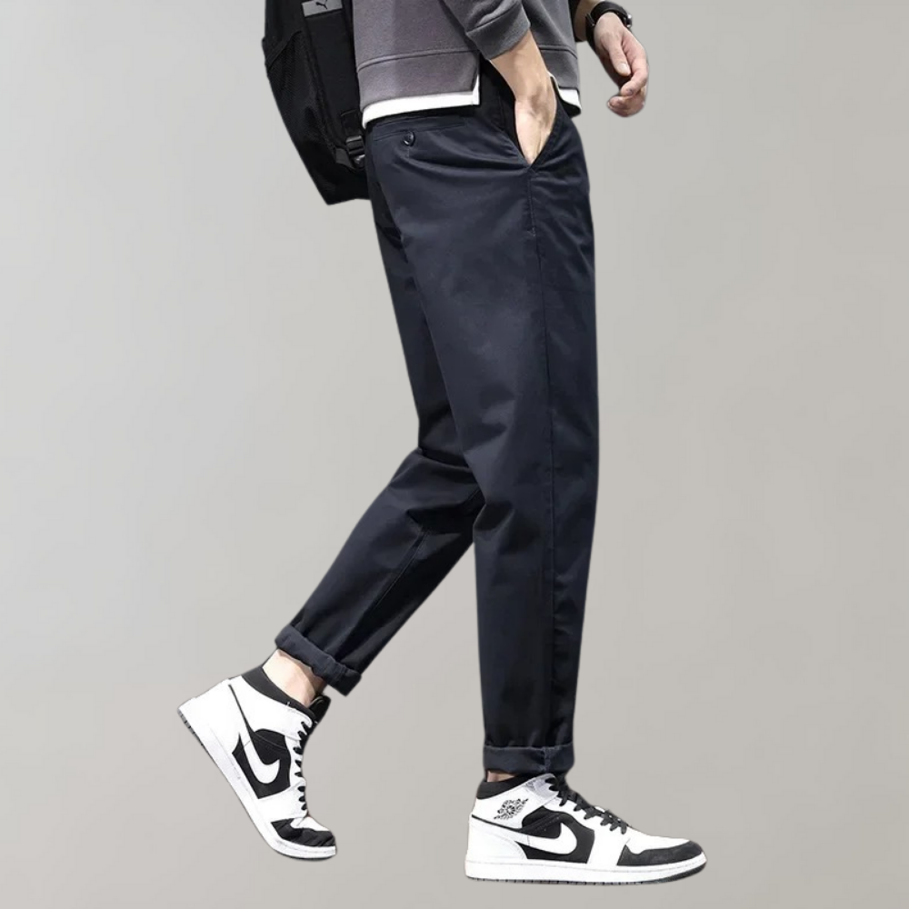 Mads - Stylish and comfortable men's chinos, perfect for any occasion