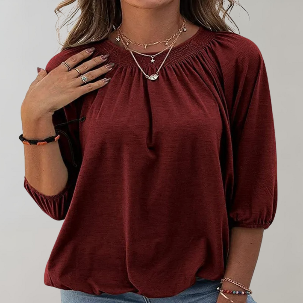 Women's Cornelia T-shirt - Classic elegance and sophistication at your fingertips