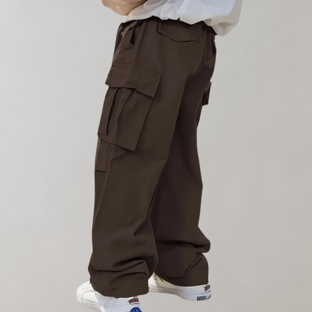 Stylish men's Asger cargo trousers in a slim fit - perfection and comfort for everyday wear!