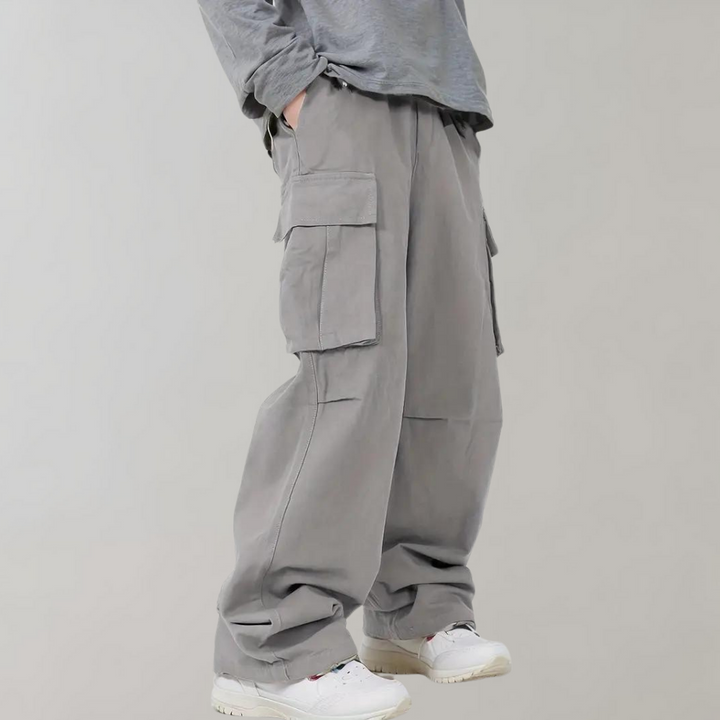 Stylish men's Asger cargo trousers in a slim fit - perfection and comfort for everyday wear!