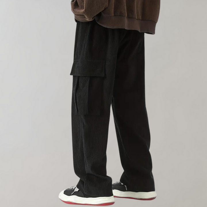 Stylish cargo trousers in corduroy with functional pockets - Balder