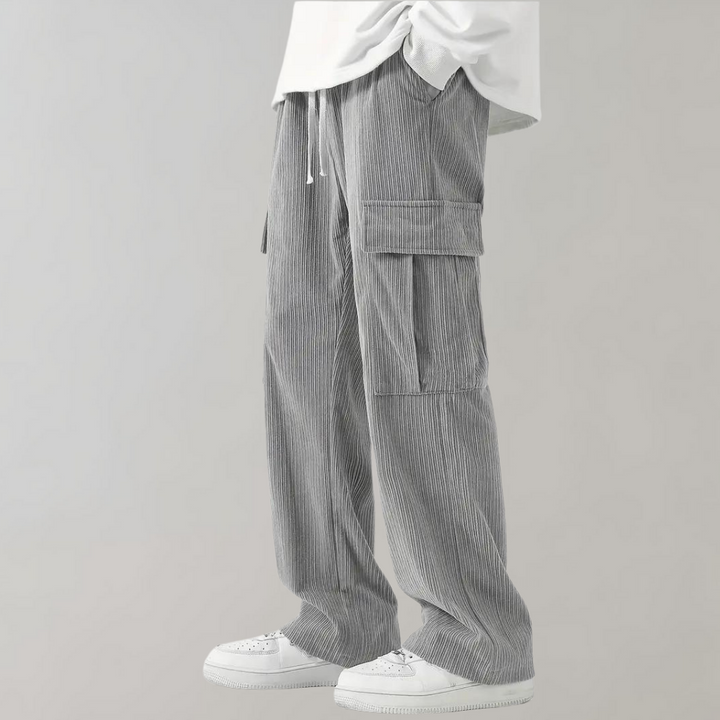 Stylish cargo trousers in corduroy with functional pockets - Balder
