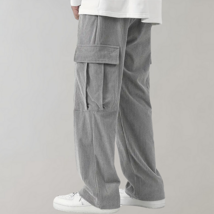Stylish cargo trousers in corduroy with functional pockets - Balder