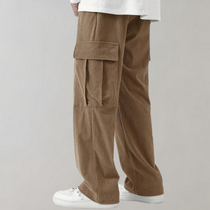 Stylish cargo trousers in corduroy with functional pockets - Balder