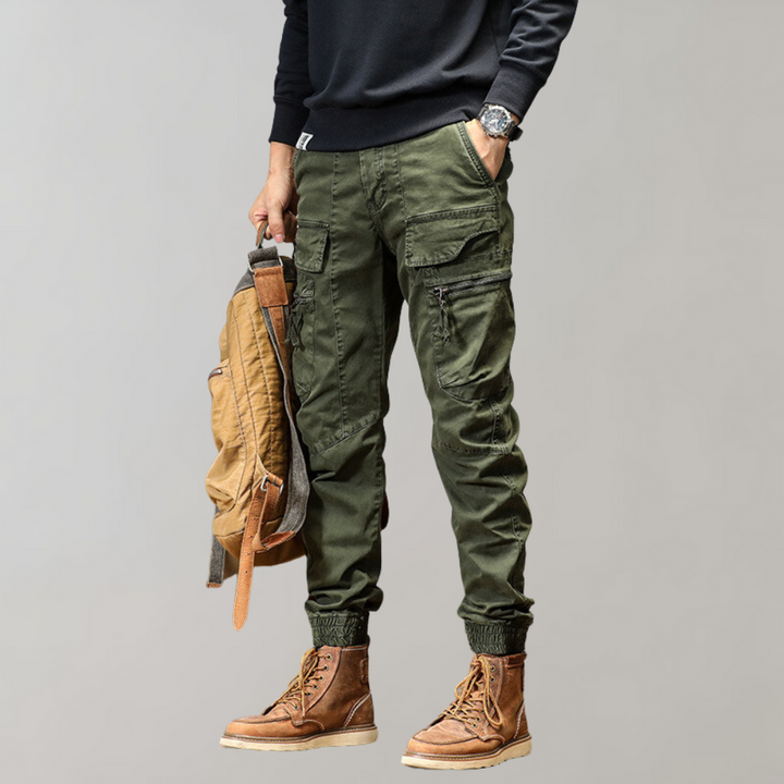 Leif - Durable men's cargo trousers with innovative accessory pockets