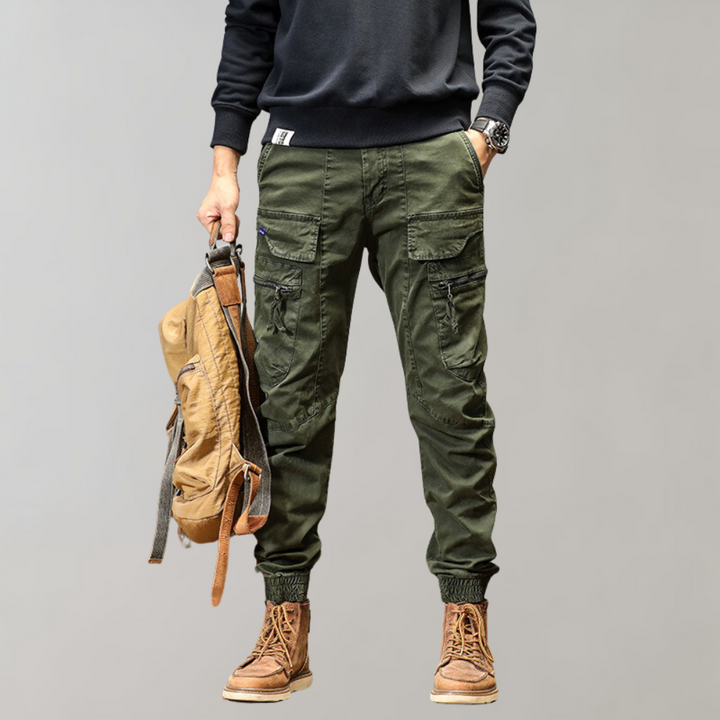 Leif - Durable men's cargo trousers with innovative accessory pockets