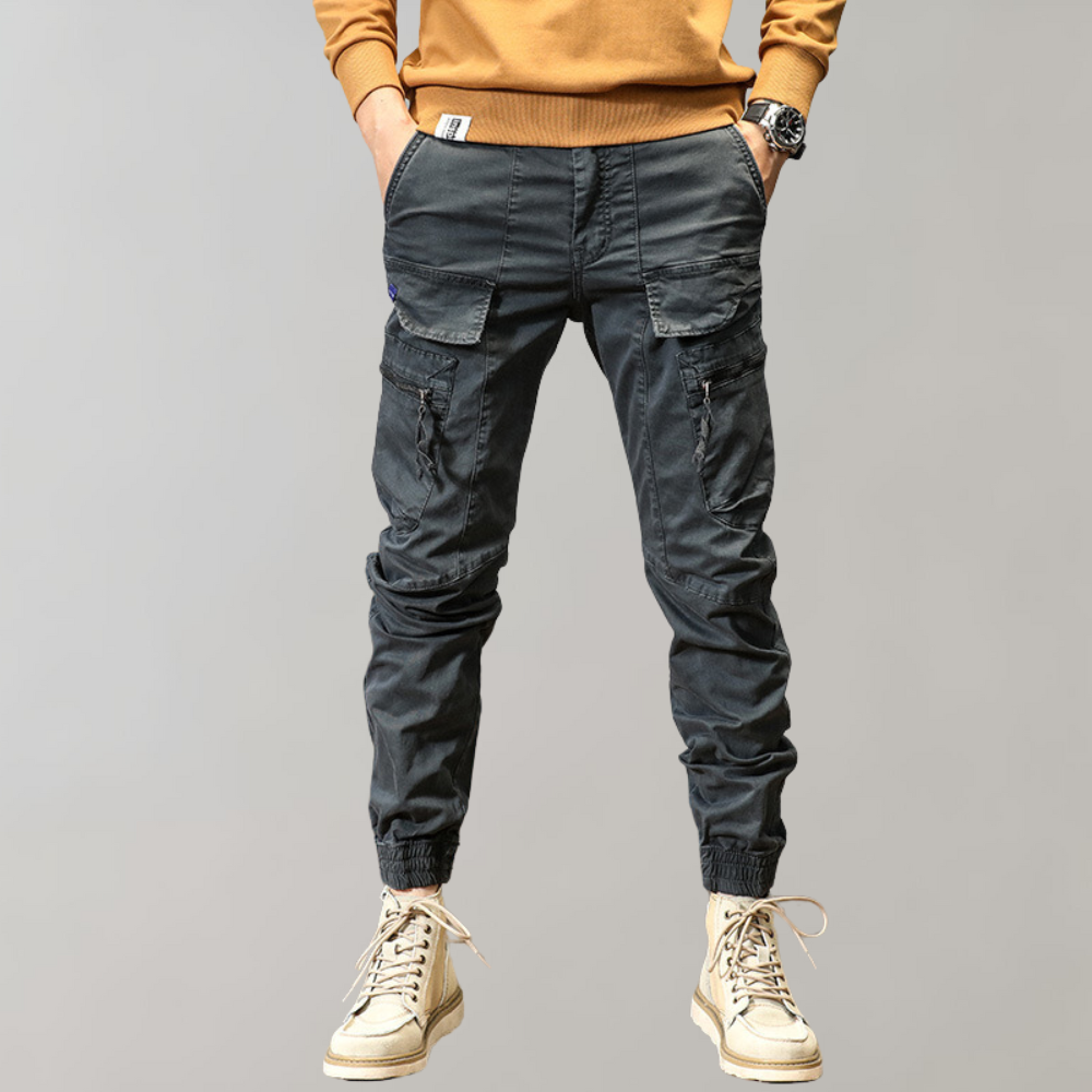 Leif - Durable men's cargo trousers with innovative accessory pockets