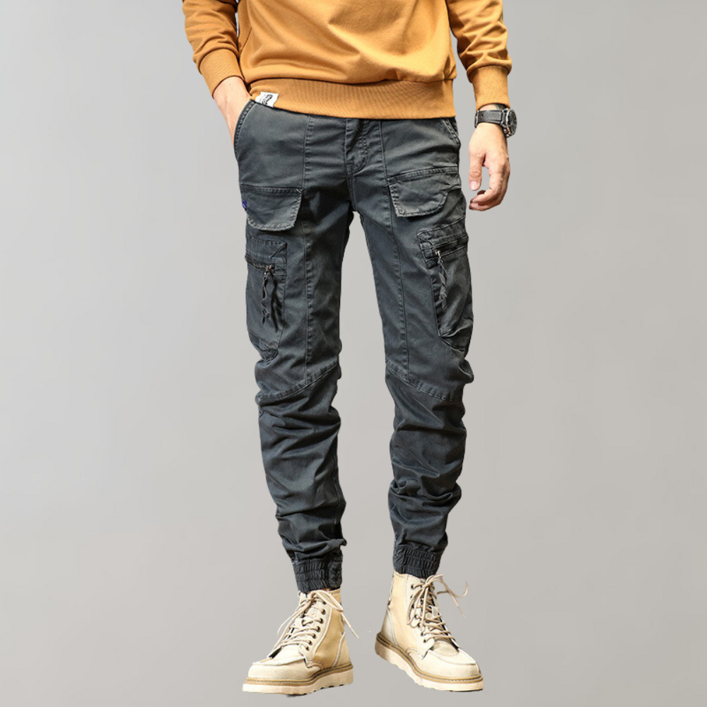 Leif - Durable men's cargo trousers with innovative accessory pockets