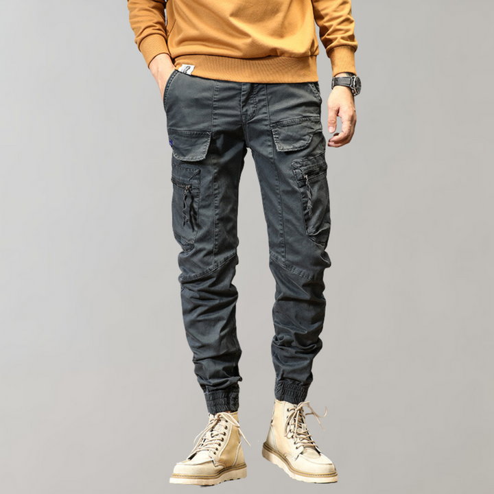 Leif - Durable men's cargo trousers with innovative accessory pockets