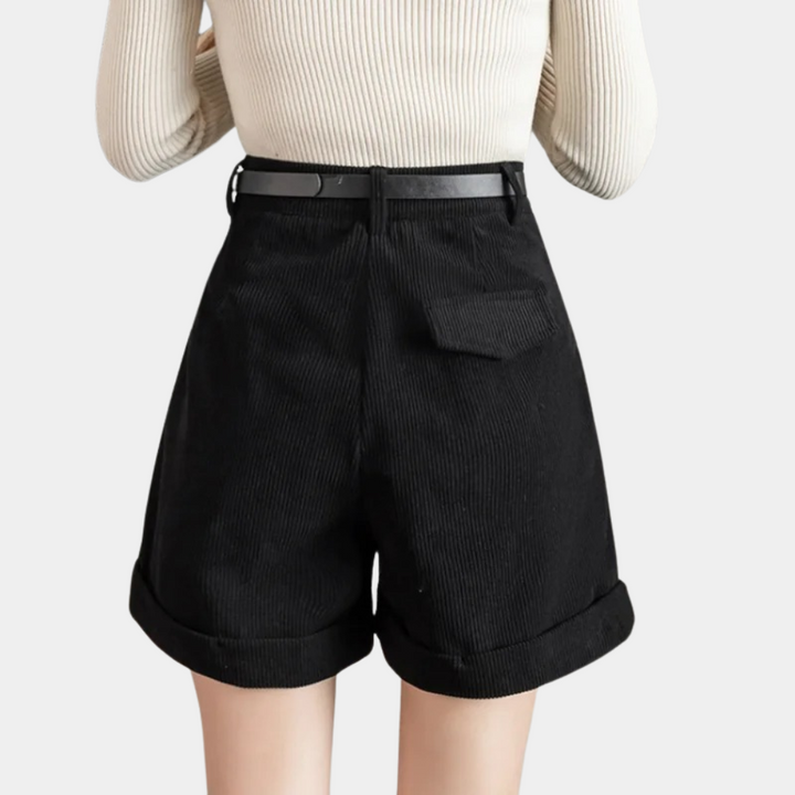 Elmeena - Elegant and comfortable corduroy shorts for women